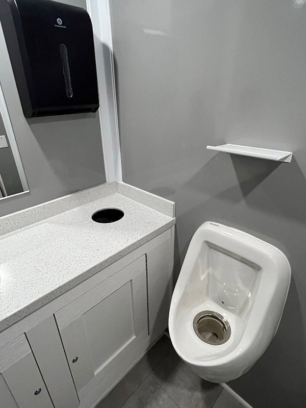 <Lowe Luxury Restrooms